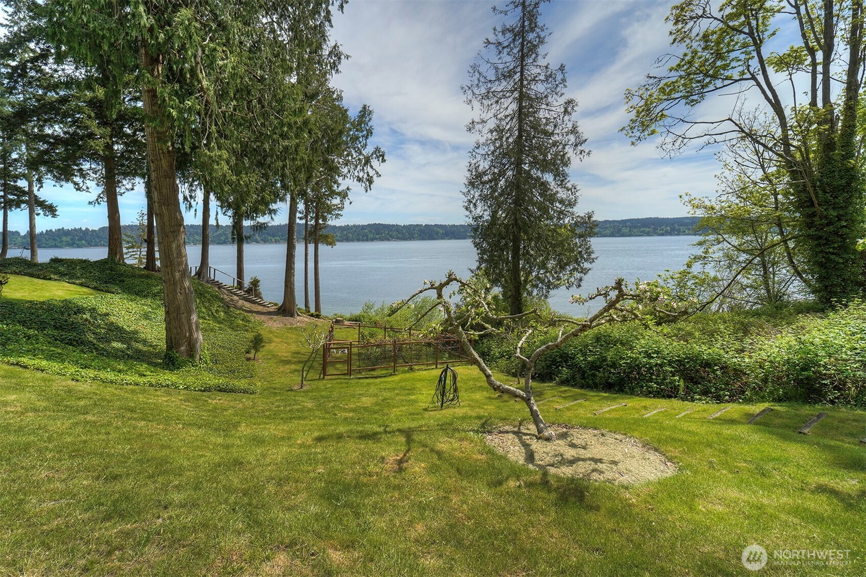5691 Seabreeze Lane SE, Port Orchard, WA 98367