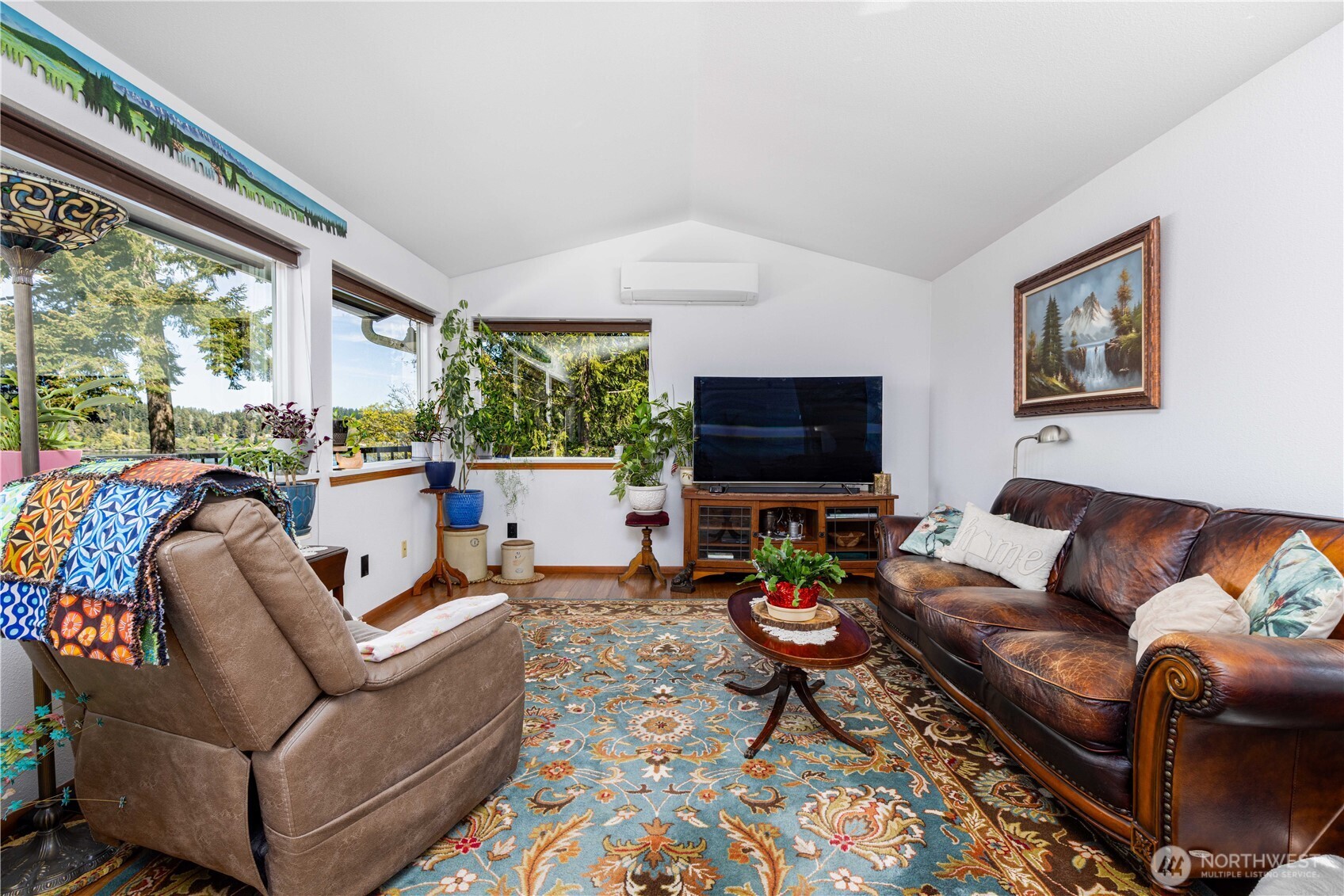 291 E Midway Lane , Shelton, WA 98584