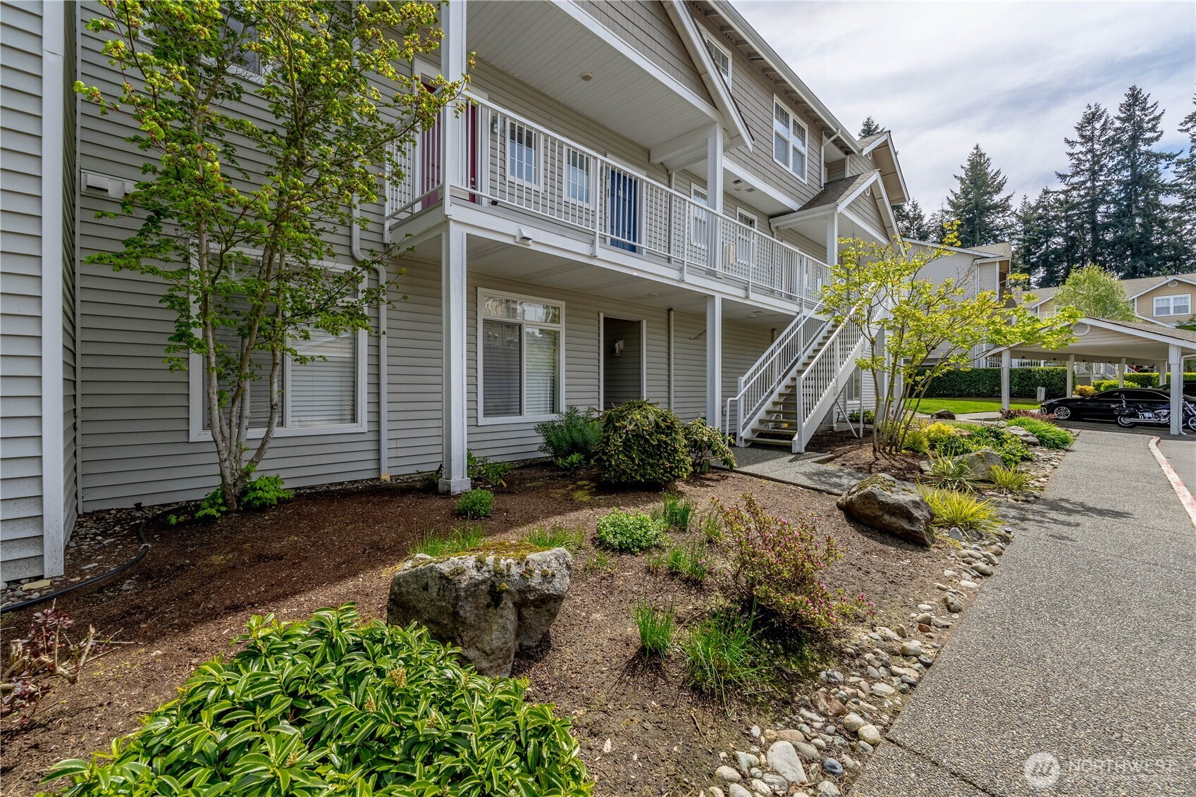 5400 Harbour Pointe Boulevard #J202, Mukilteo, WA 98275