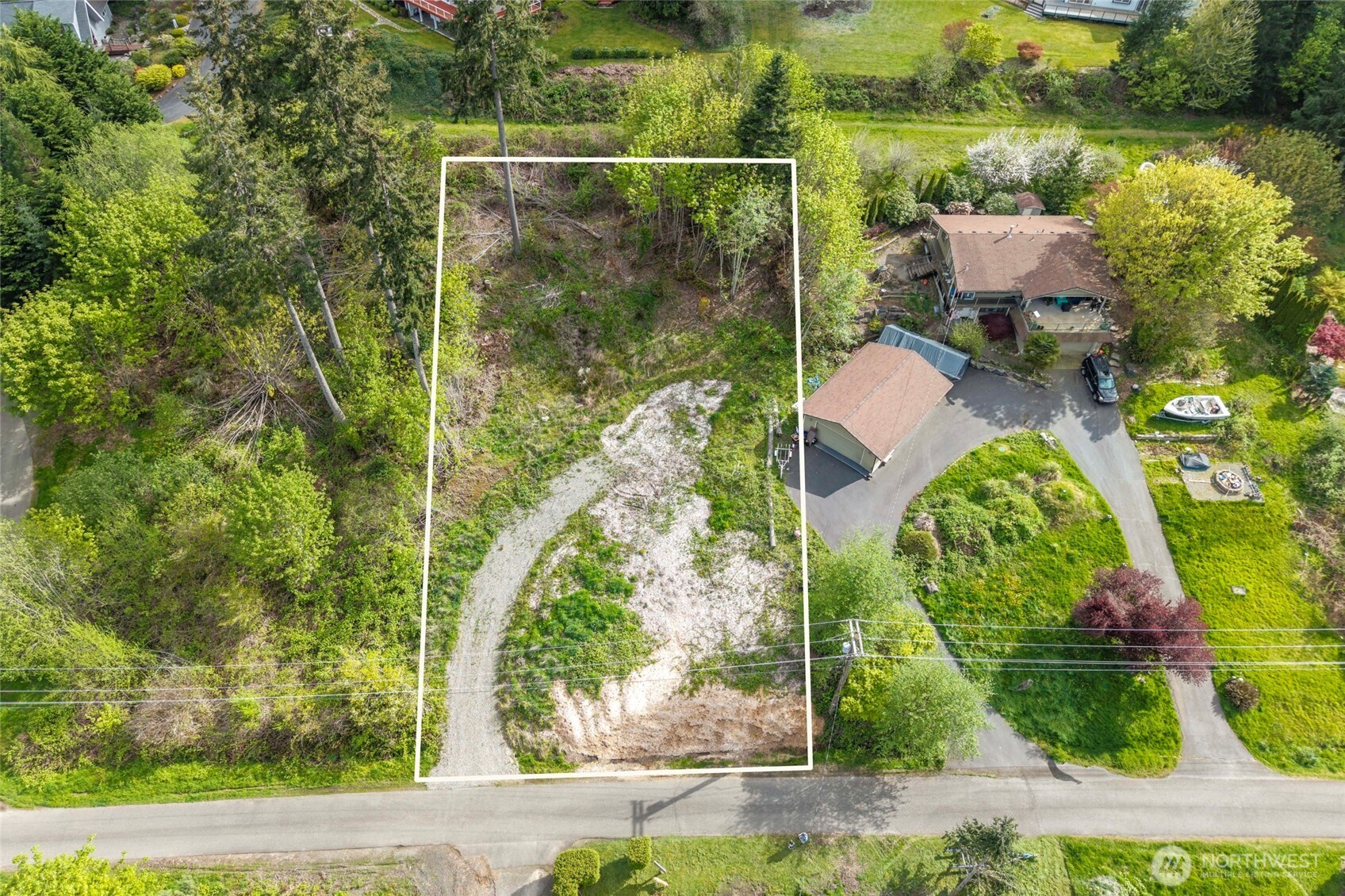 9737 Glacis Drive NE, Olympia, WA 98516