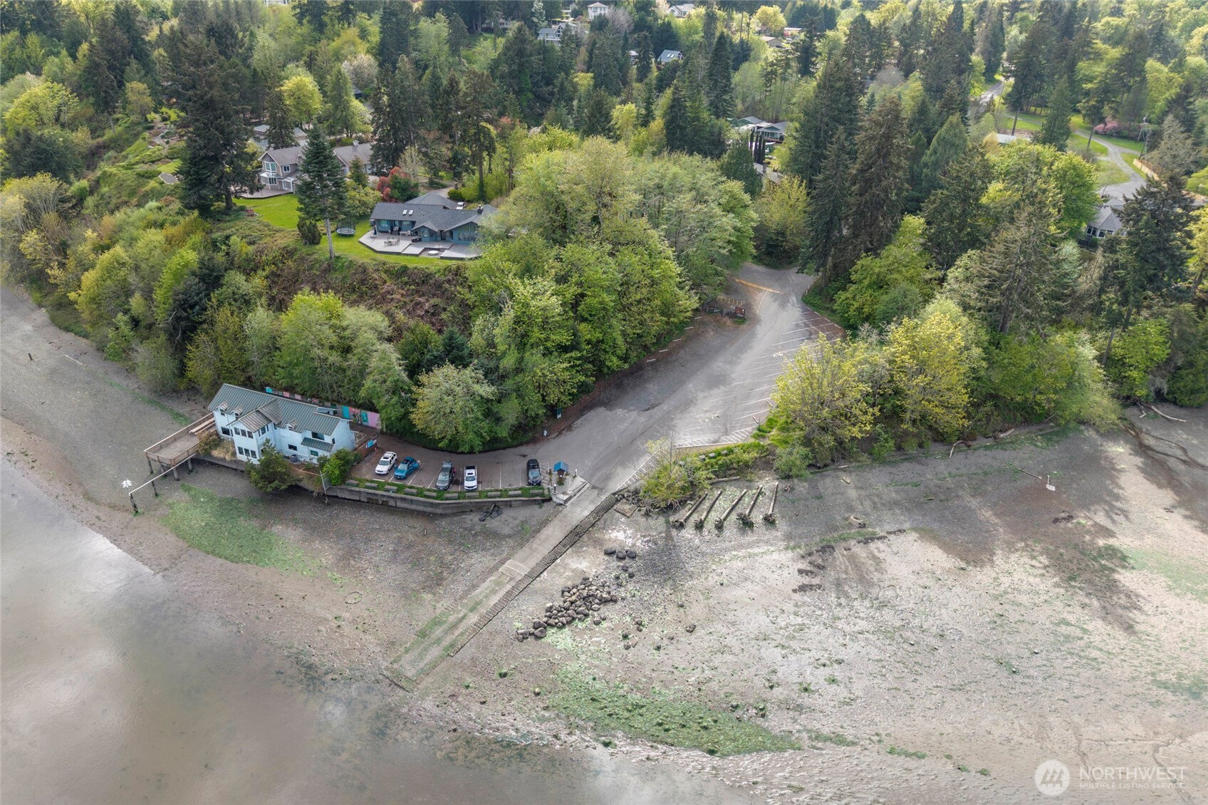 9737 Glacis Drive NE, Olympia, WA 98516