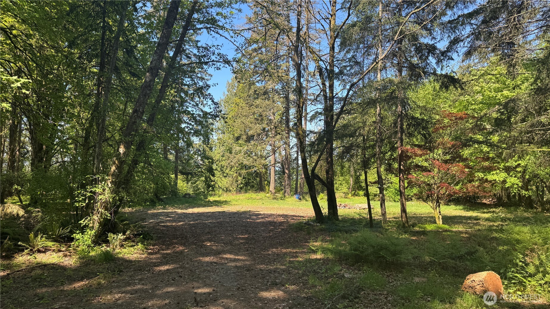 12820 SW Bank Rd , Vashon, WA 98070