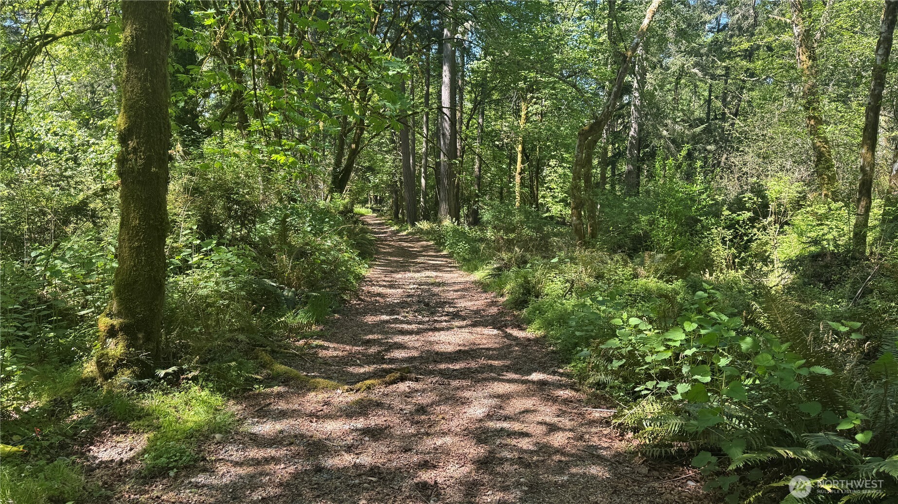 12820 SW Bank Rd , Vashon, WA 98070
