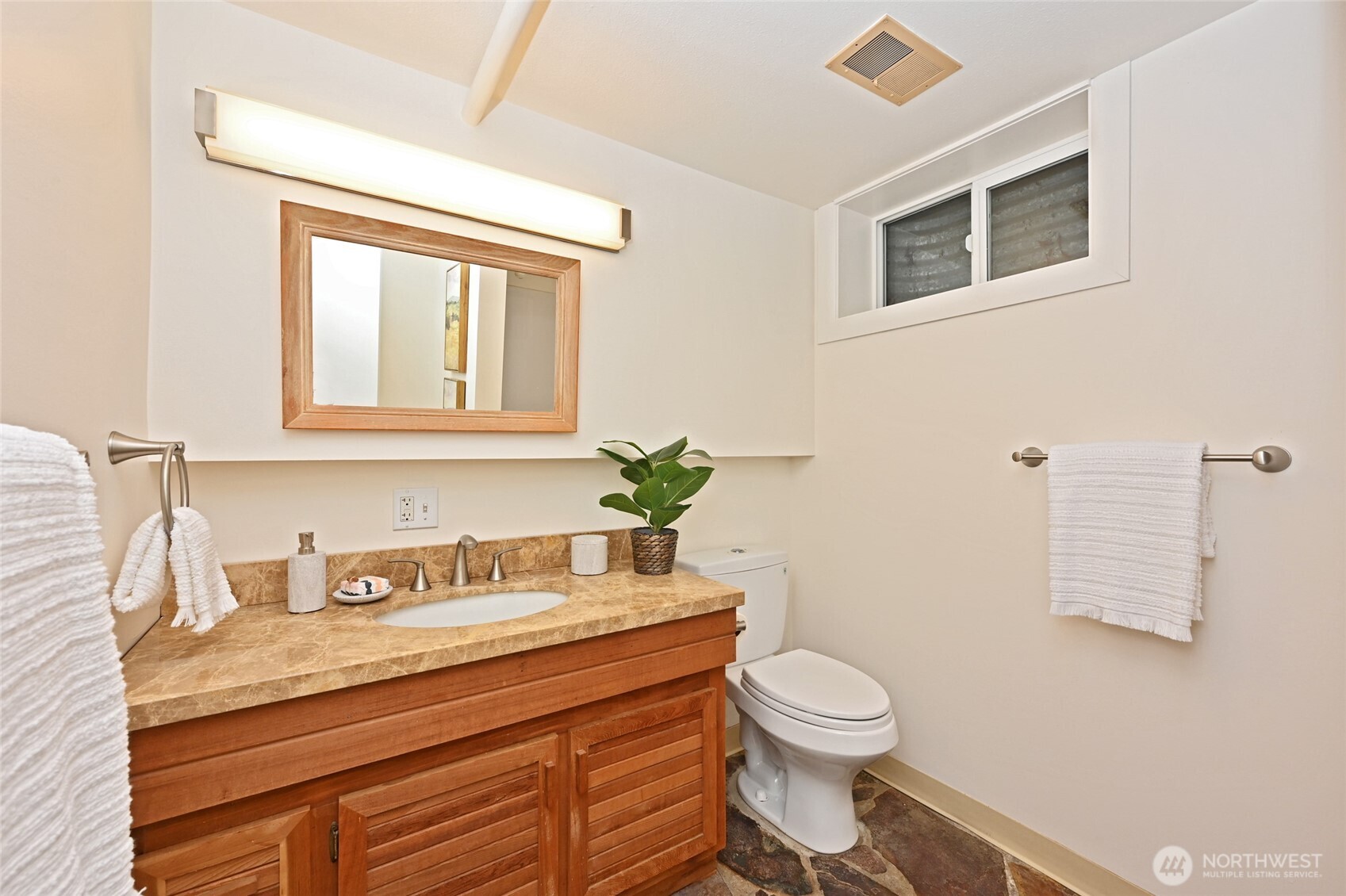 10801 12th Avenue NE, Seattle, WA 98125