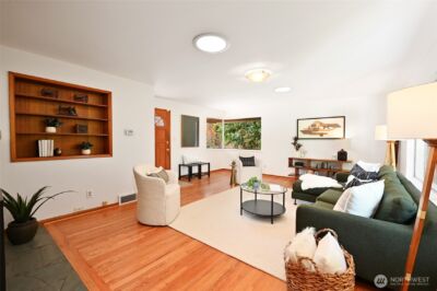 10801 12th Avenue NE, Seattle, WA 98125 - Photo 6