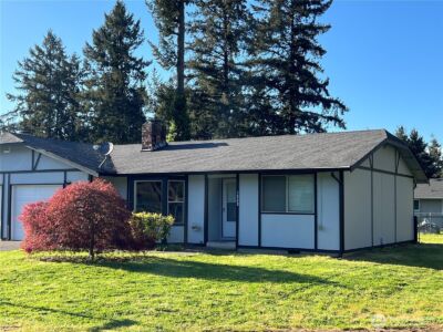 1521 1523 151st Street Ct S, Spanaway, WA 98387-8827 - Photo 3