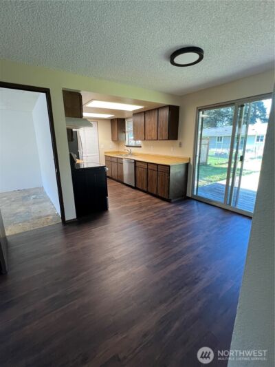 1521 1523 151st Street Ct S, Spanaway, WA 98387-8827 - Photo 5