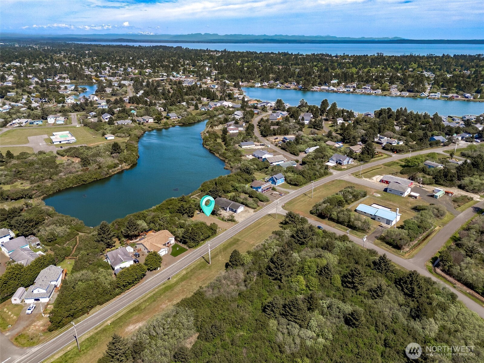 368 Marine View Drive SW, Ocean Shores, WA 98569