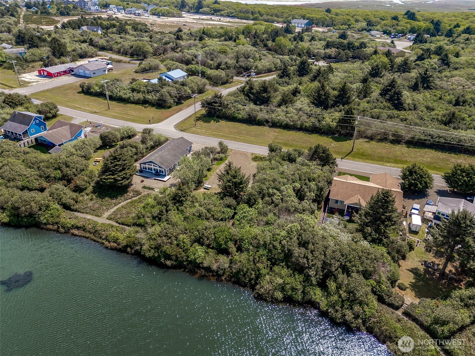 368 Marine View Drive SW, Ocean Shores, WA 98569