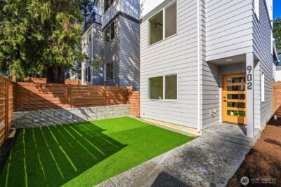 902 N 107th Street , Seattle, WA 98133-8871 - Photo 1