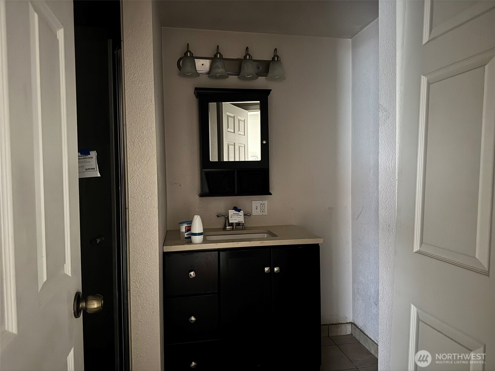 21 Orchard Loop Road N, Tonasket, WA 98855