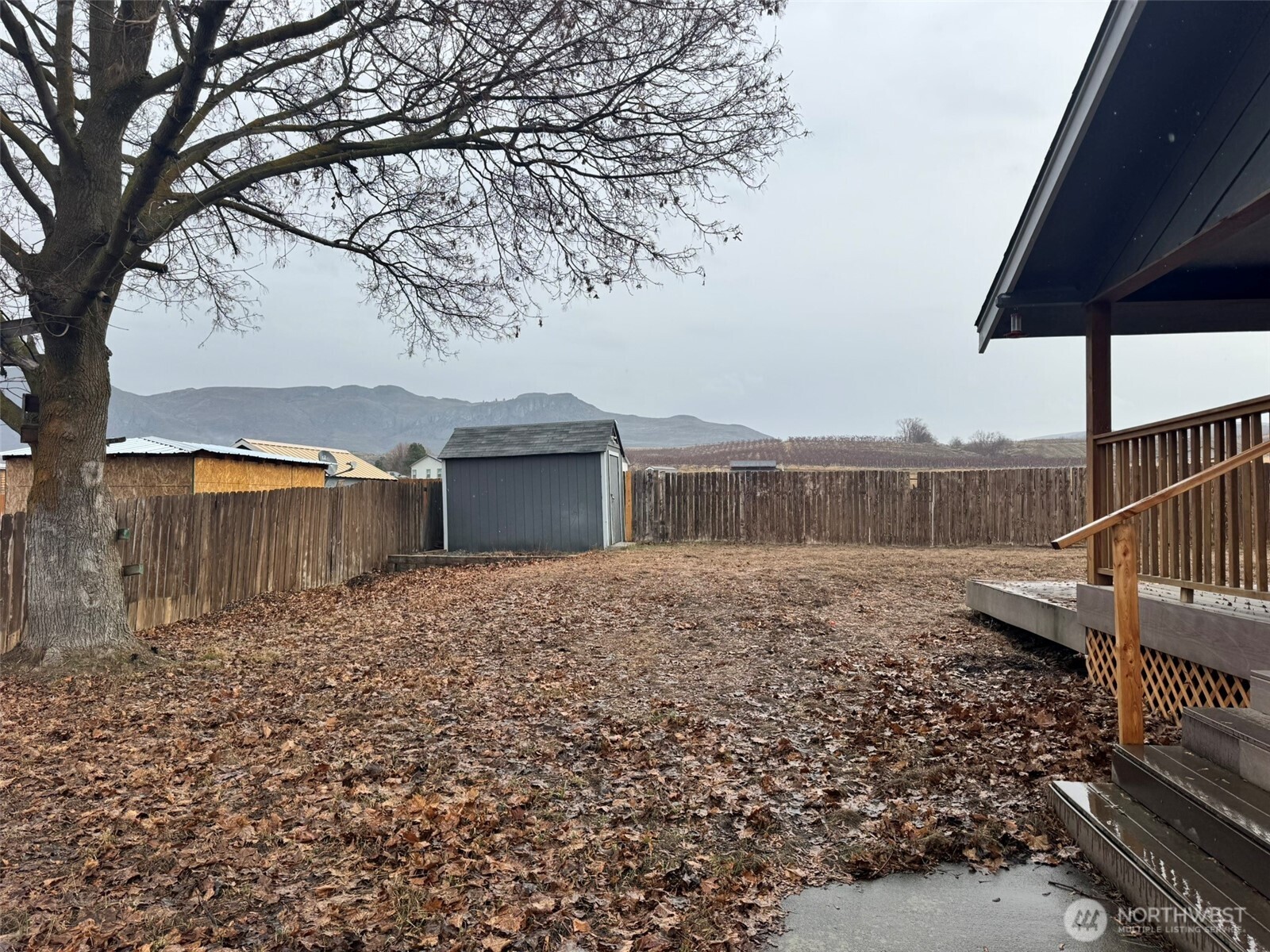 21 Orchard Loop Road N, Tonasket, WA 98855