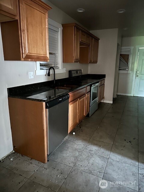 1220 Yakima Avenue S, Tacoma, WA 98405