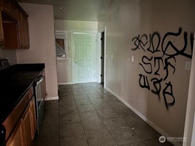 1220 Yakima Avenue S, Tacoma, WA 98405 - Photo 5