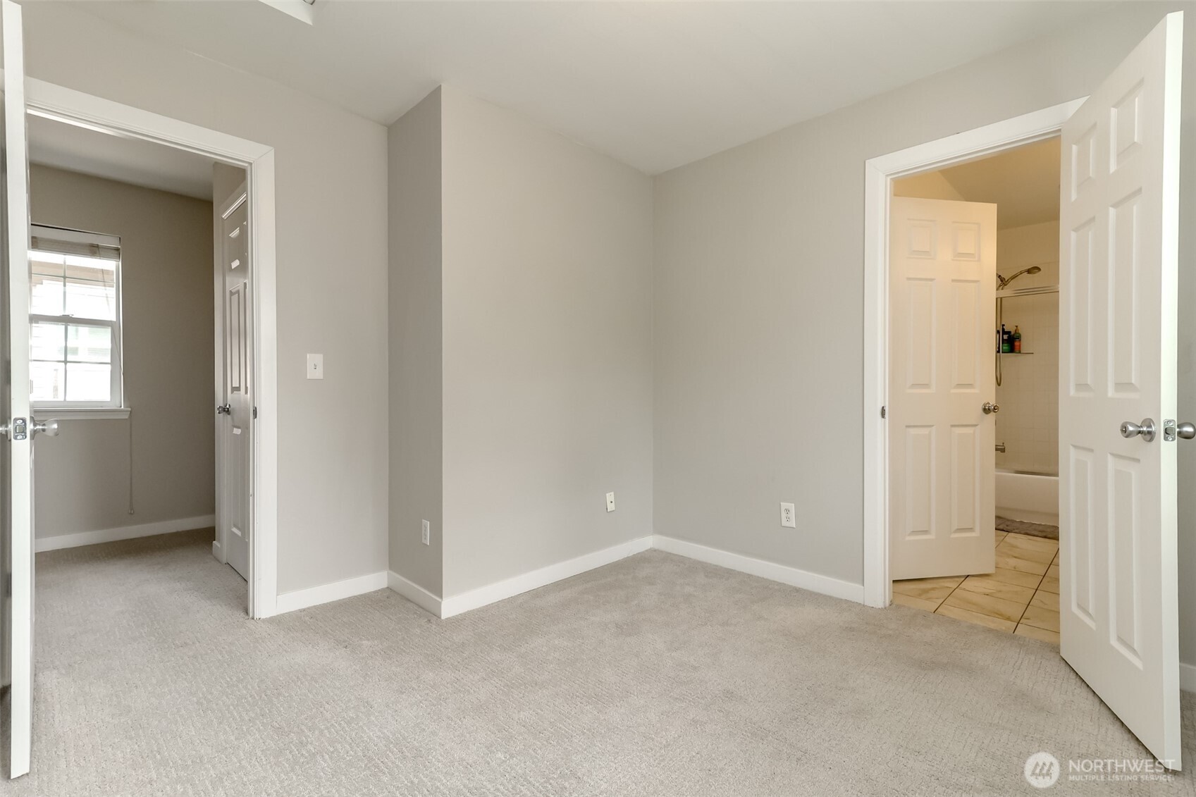 10426 17th Avenue SW #10426, Seattle, WA 98146-1306