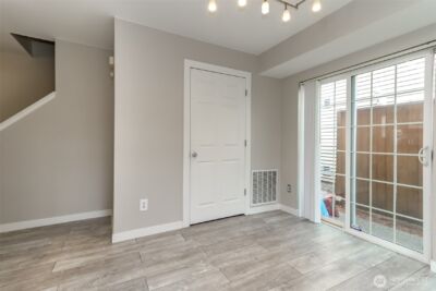 10426 17th Avenue SW #10426, Seattle, WA 98146-1306 - Photo 9