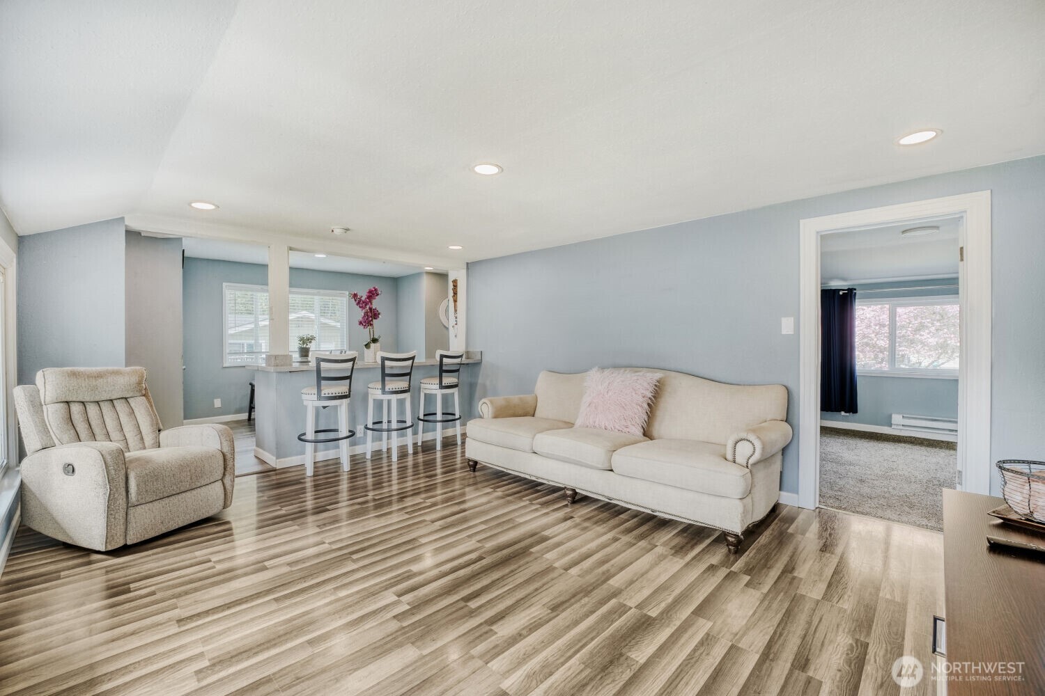 908 9th Street NE, Auburn, WA 98002