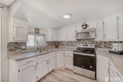 908 9th Street NE, Auburn, WA 98002 - Photo 5