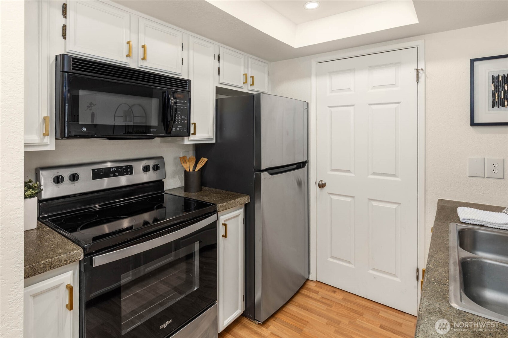 5901 Phinney Avenue N #302, Seattle, WA 98103