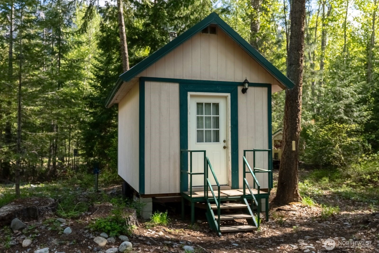 98 Cassel Way , Mazama, WA 98833