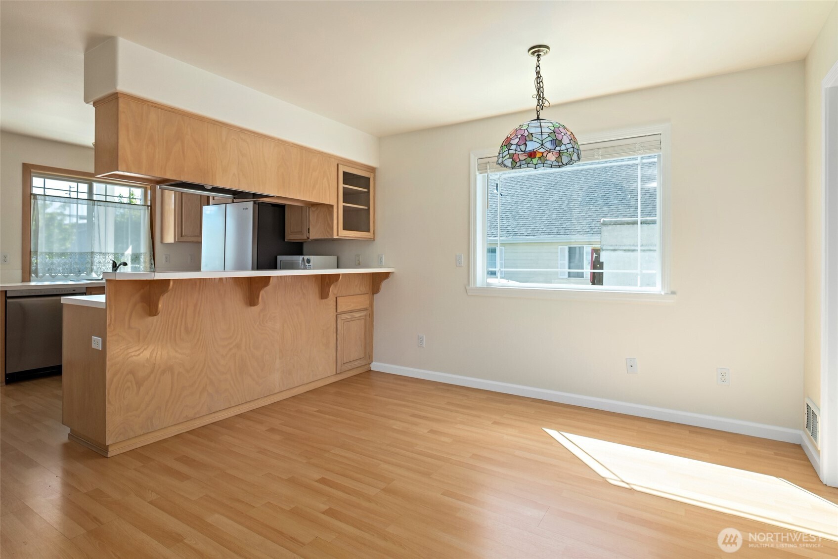 45 N Oak Harbor Street , Oak Harbor, WA 98277