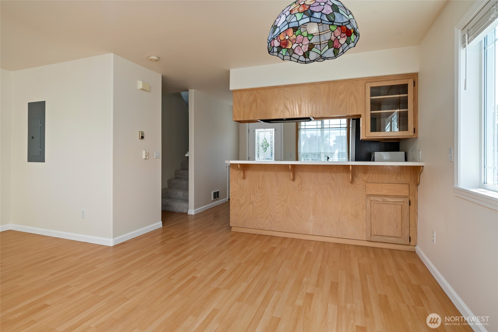 45 N Oak Harbor Street , Oak Harbor, WA 98277