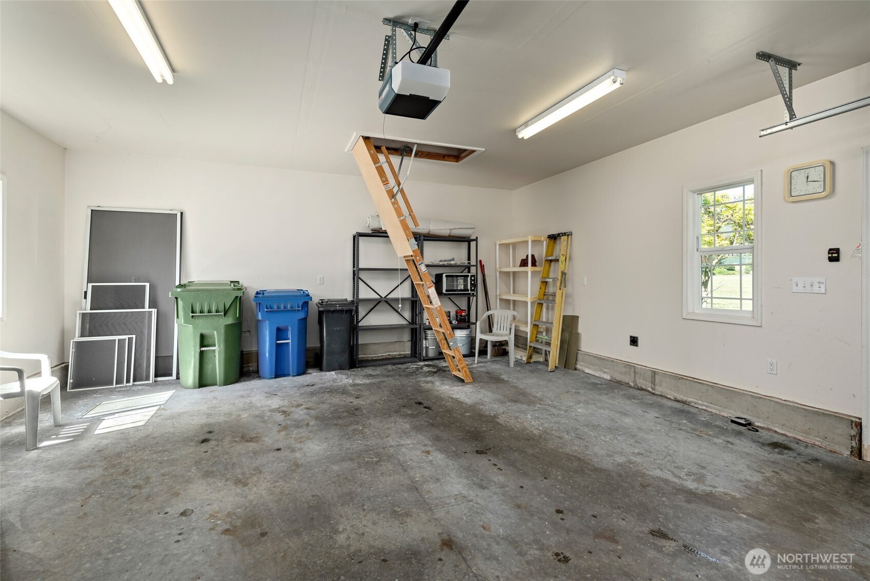 45 N Oak Harbor Street , Oak Harbor, WA 98277
