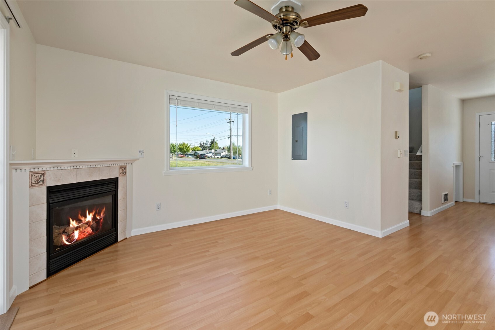45 N Oak Harbor Street , Oak Harbor, WA 98277