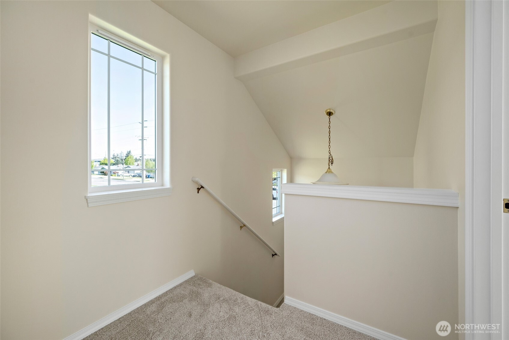 45 N Oak Harbor Street , Oak Harbor, WA 98277