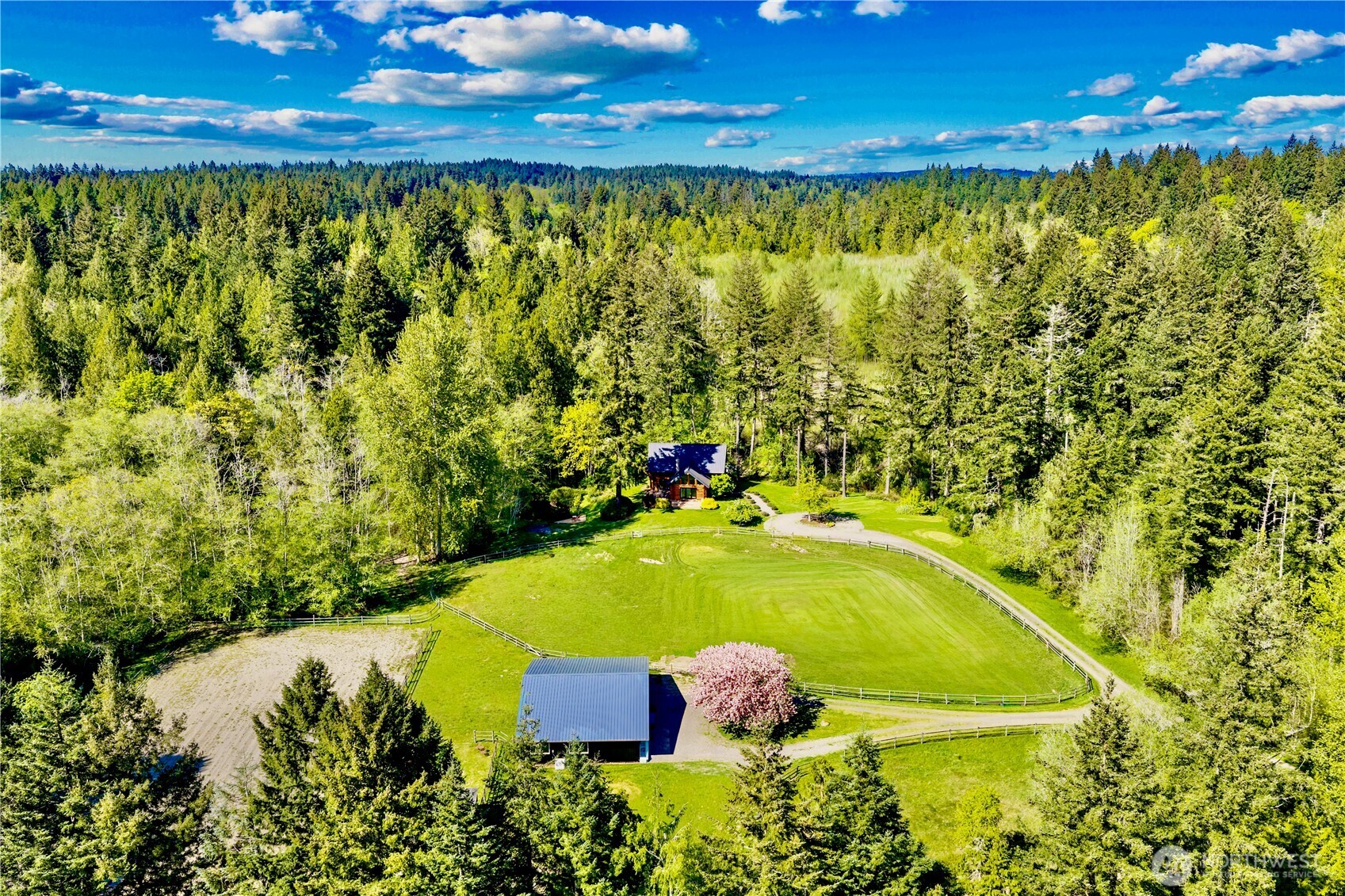 7200 NE Day Road W, Bainbridge Island, WA 98110