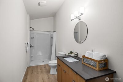 7200 NE Day Road W, Bainbridge Island, WA 98110 - Photo 11