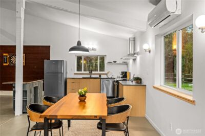 7200 NE Day Road W, Bainbridge Island, WA 98110 - Photo 16