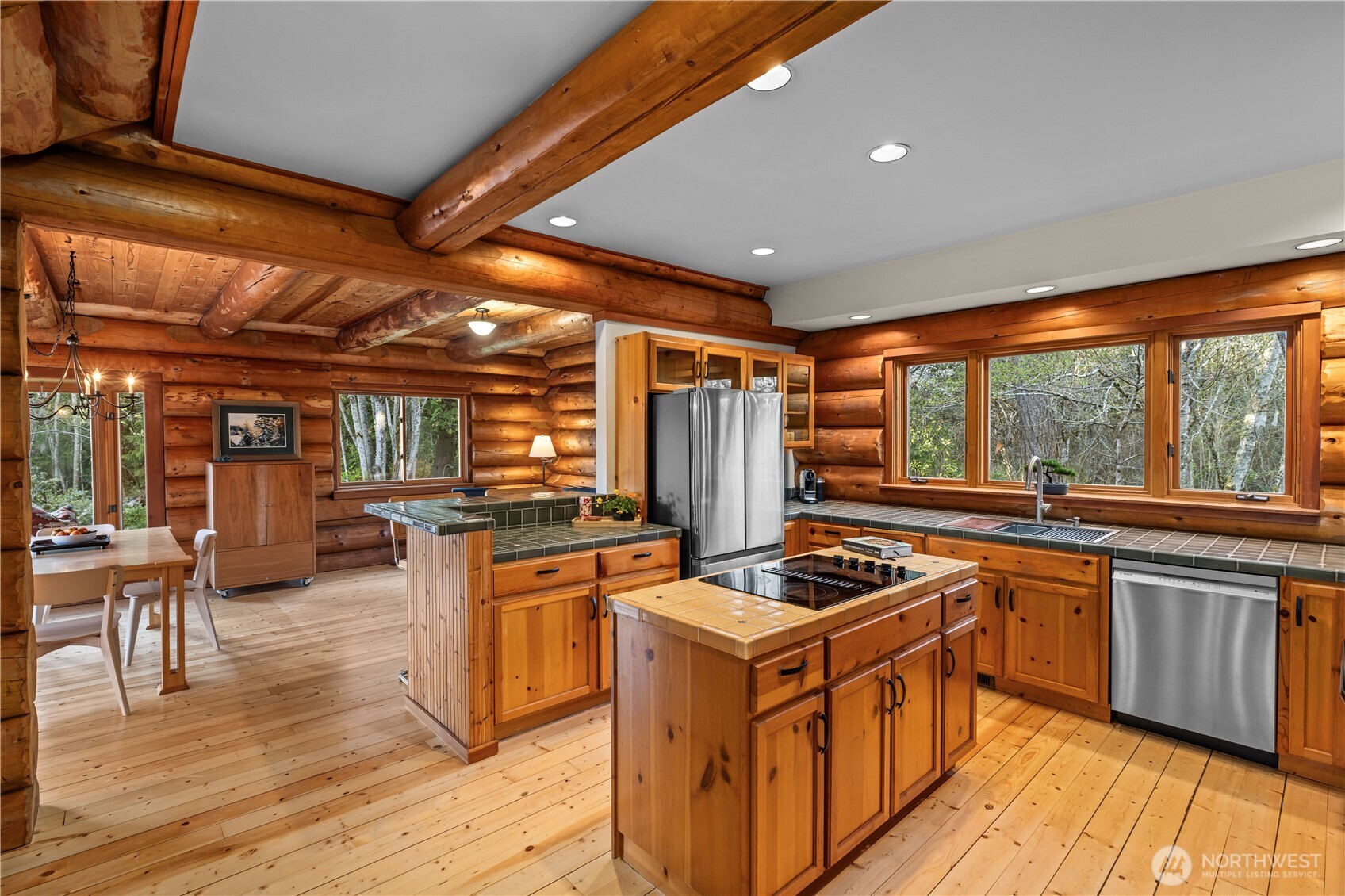 7200 NE Day Road W, Bainbridge Island, WA 98110