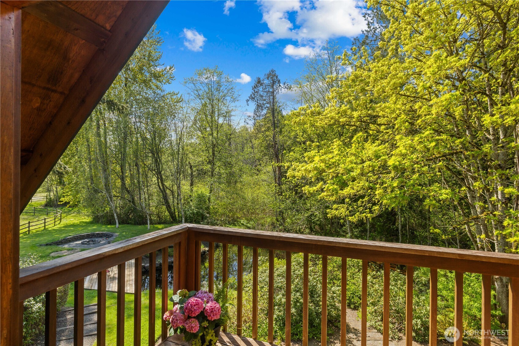 7200 NE Day Road W, Bainbridge Island, WA 98110