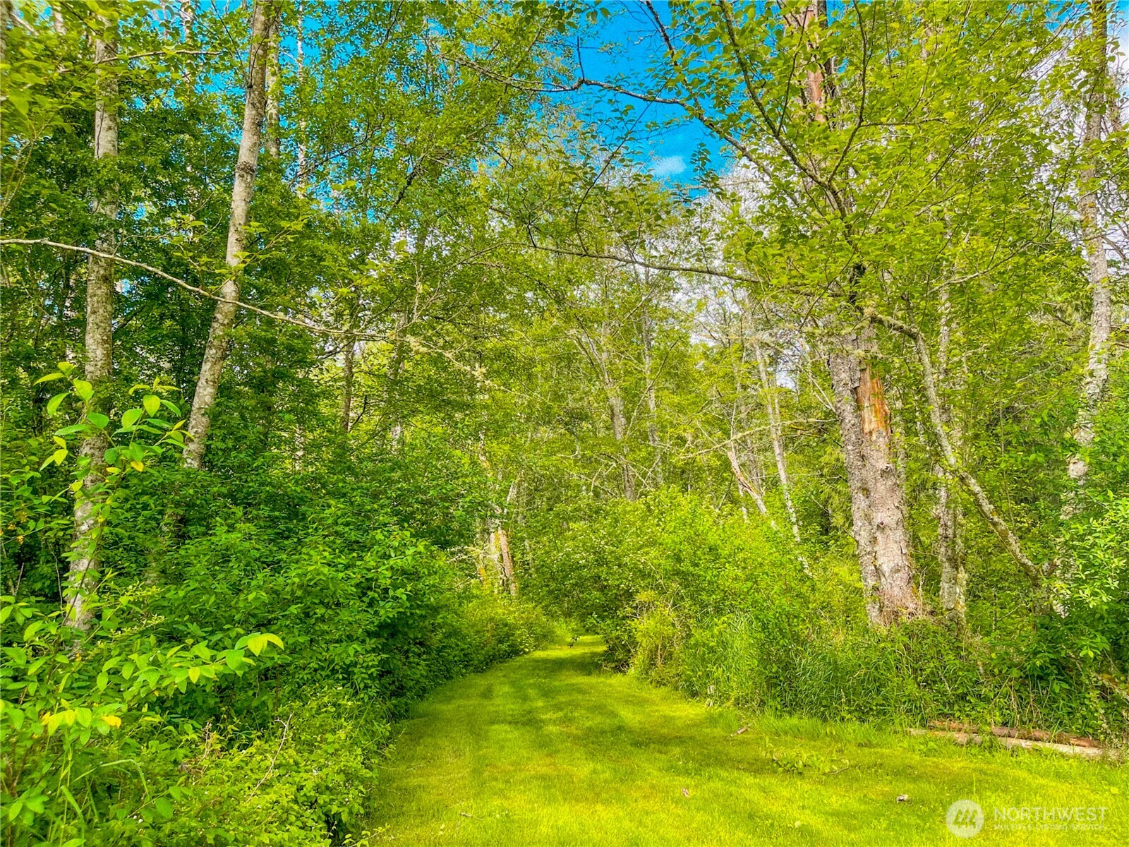 7200 NE Day Road W, Bainbridge Island, WA 98110