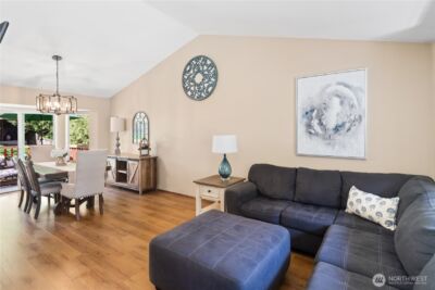 9437 St. Johns Place NE, Bremerton, WA 98311 - Photo 4