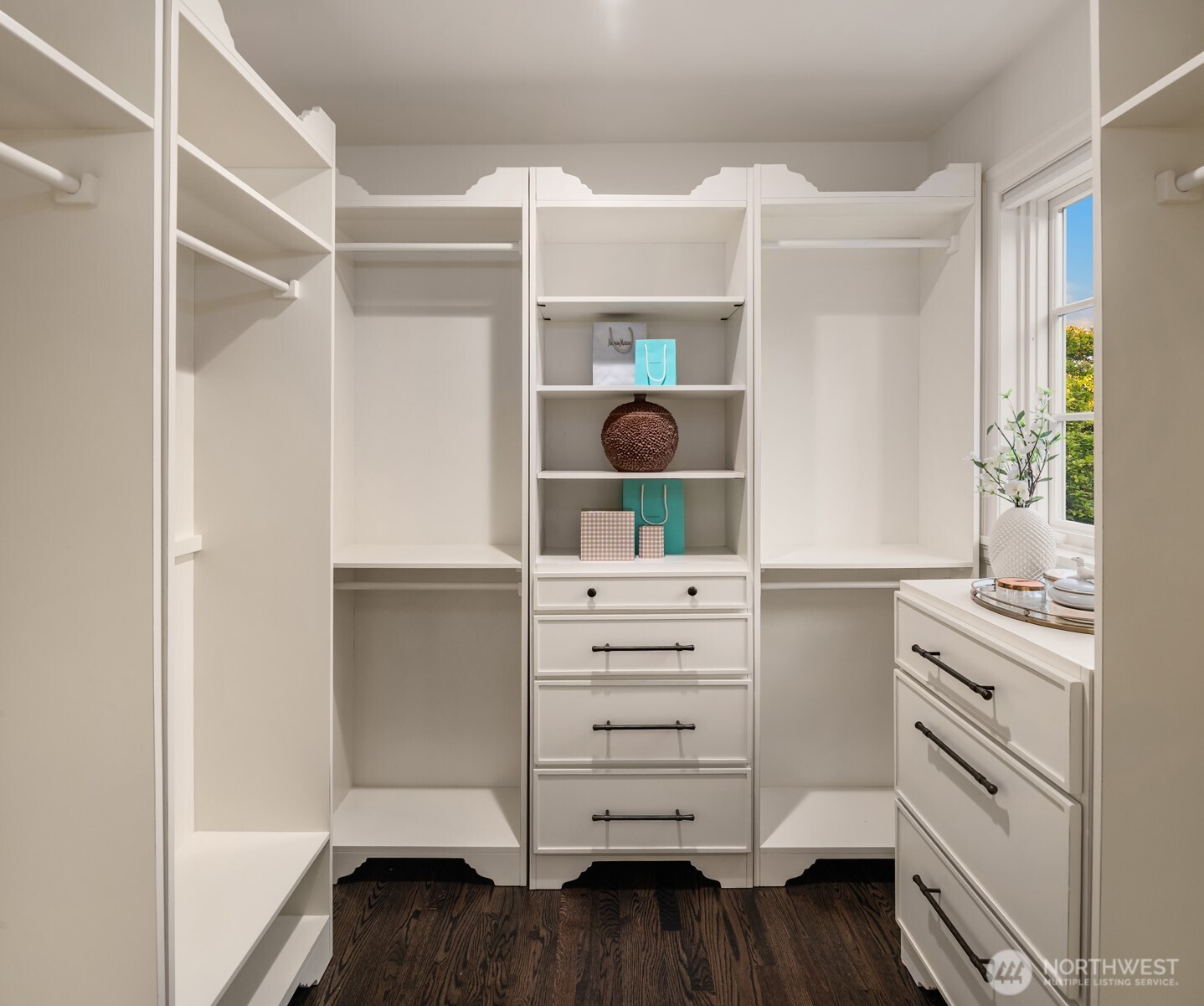 1206 37th Avenue E, Seattle, WA 98112