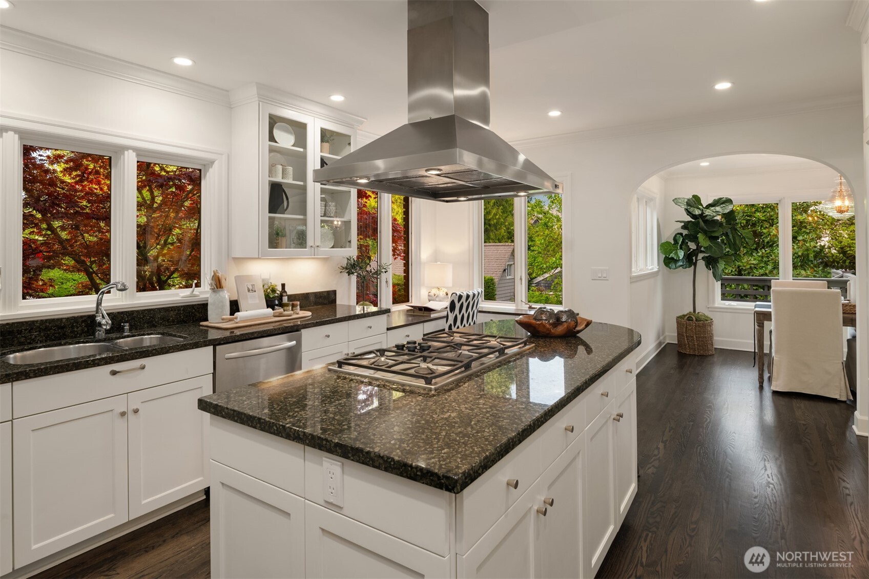 1206 37th Avenue E, Seattle, WA 98112