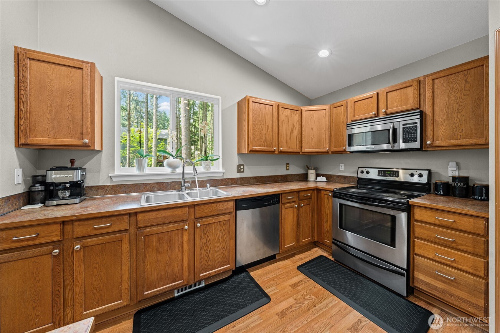 22345 SE Bluewater Drive , Yelm, WA 98597