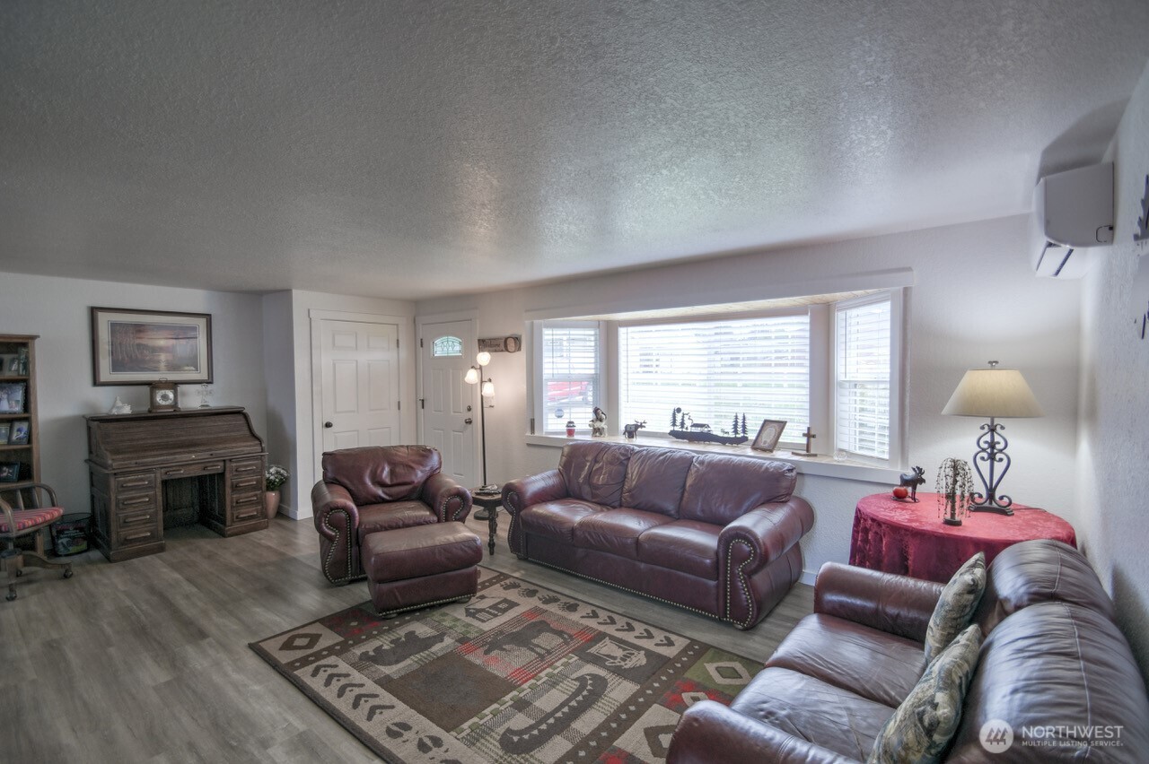 231 Maple , Napavine, WA 98565