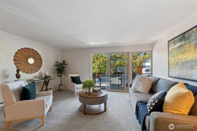 11006 NE 68th Street #812, Kirkland, WA 98033 - Photo 4