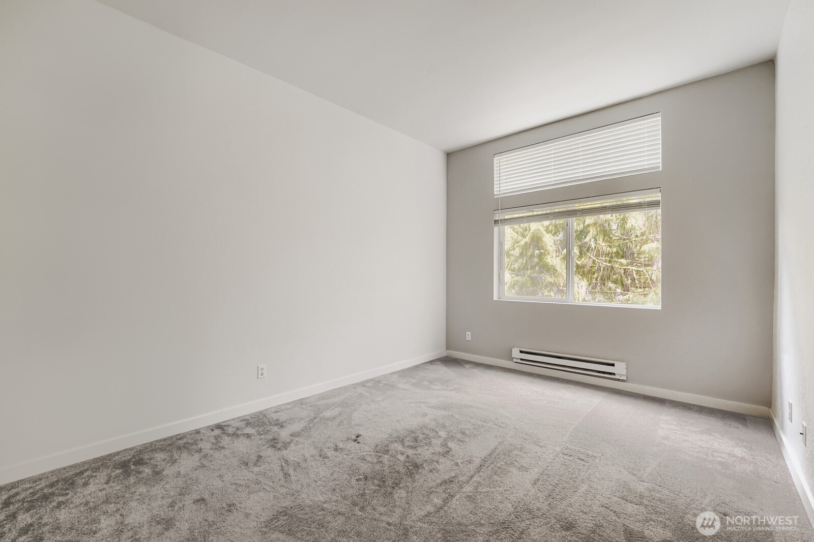 22122 41st Avenue S #304, Kent, WA 98032