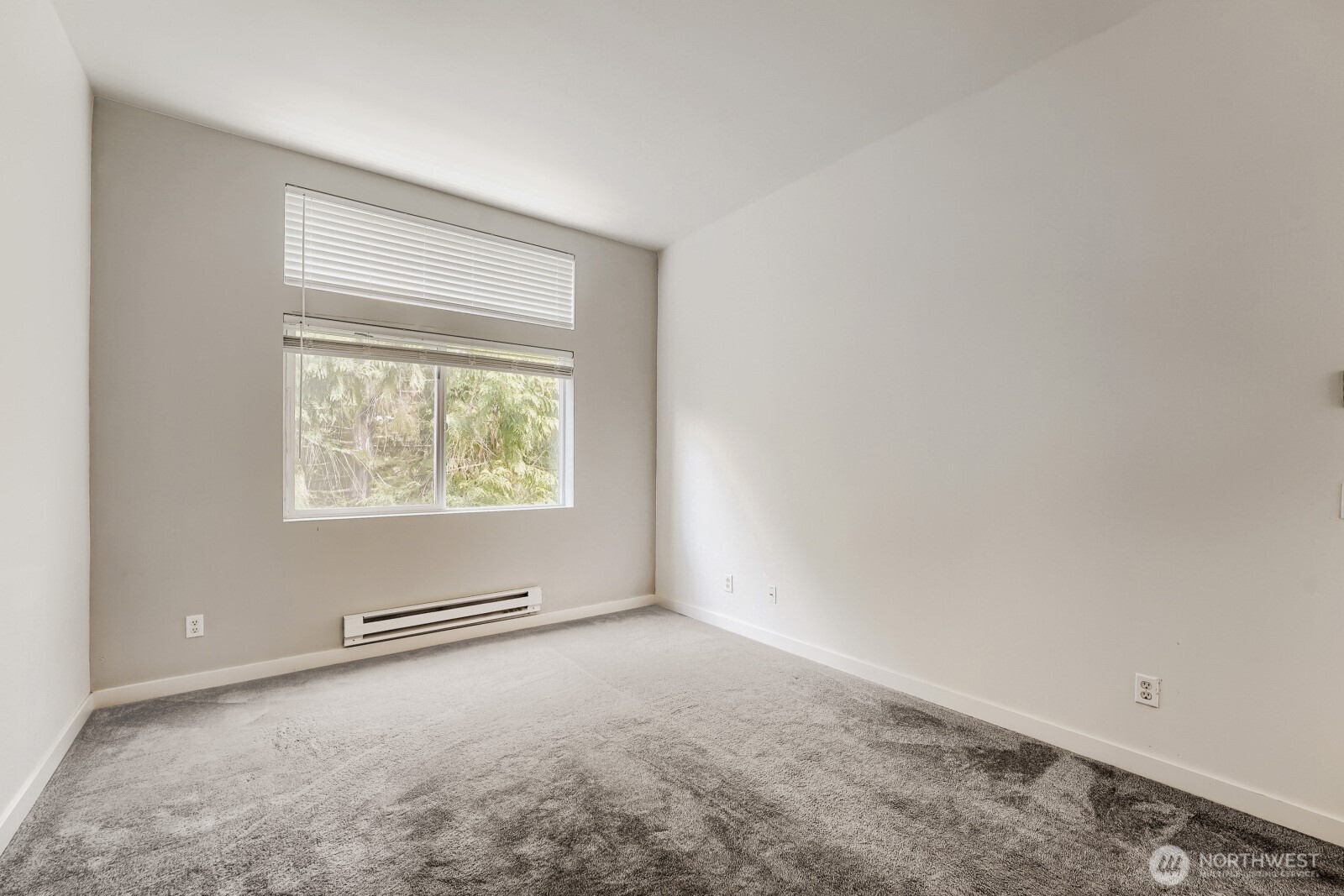22122 41st Avenue S #304, Kent, WA 98032
