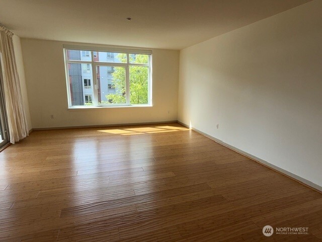 1530 NW Market Street #605, Seattle, WA 98107