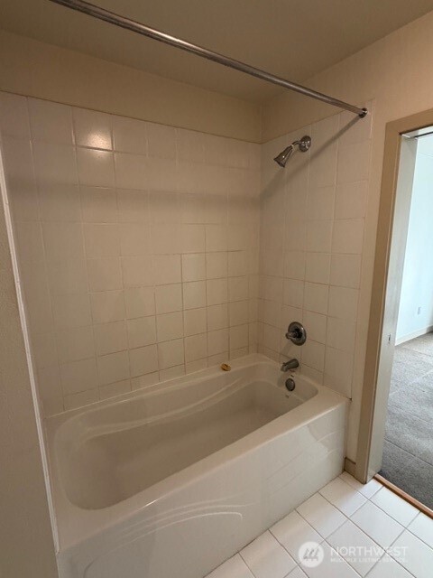 1530 NW Market Street #605, Seattle, WA 98107