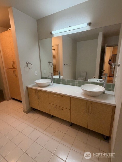 1530 NW Market Street #605, Seattle, WA 98107