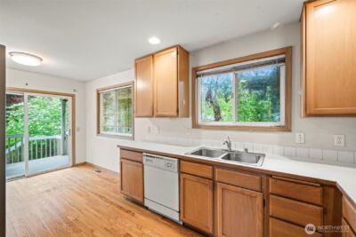 2620 NE 136th Street , Seattle, WA 98125-3461 - Photo 17