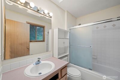 2620 NE 136th Street , Seattle, WA 98125-3461 - Photo 23