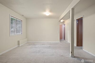 2620 NE 136th Street , Seattle, WA 98125-3461 - Photo 31