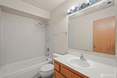 2620 NE 136th Street , Seattle, WA 98125-3461 - Photo 34